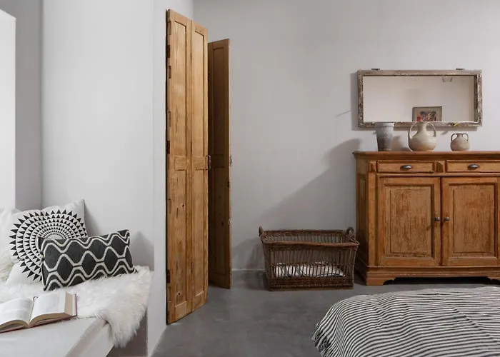 Mit Eigenem Pool By Interhome Cepljani